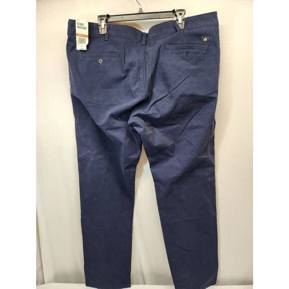 Dockers Men's Size 40x32 Navy Ultimate Chinos, Athletic Fit Stretch Straight Leg - Picture 4 of 15